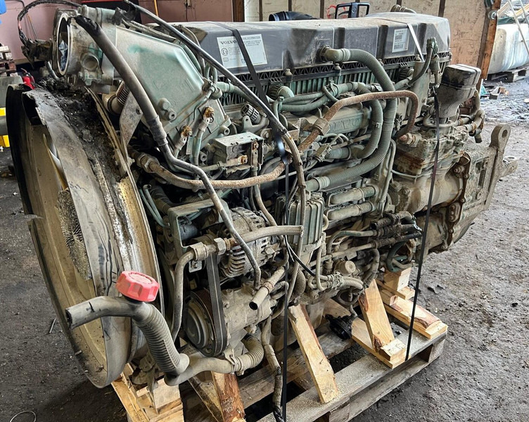 Volvo D11K450 K1 - Moteur: photos 2 Volvo D11K450 K1 - Moteur: photos 2