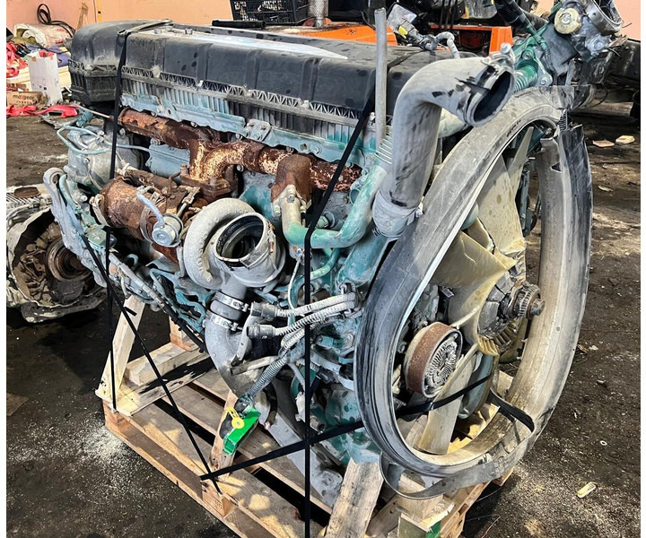 Volvo D13K540 K5 - Moteur: photos 2 Volvo D13K540 K5 - Moteur: photos 2