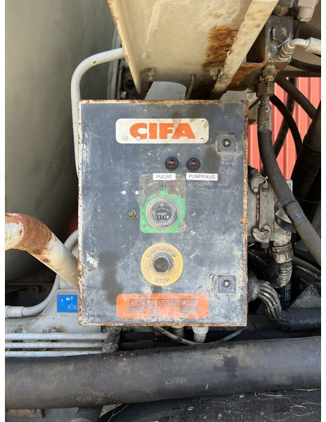 Volvo FL12 - crédit-bail Volvo FL12: photos 10