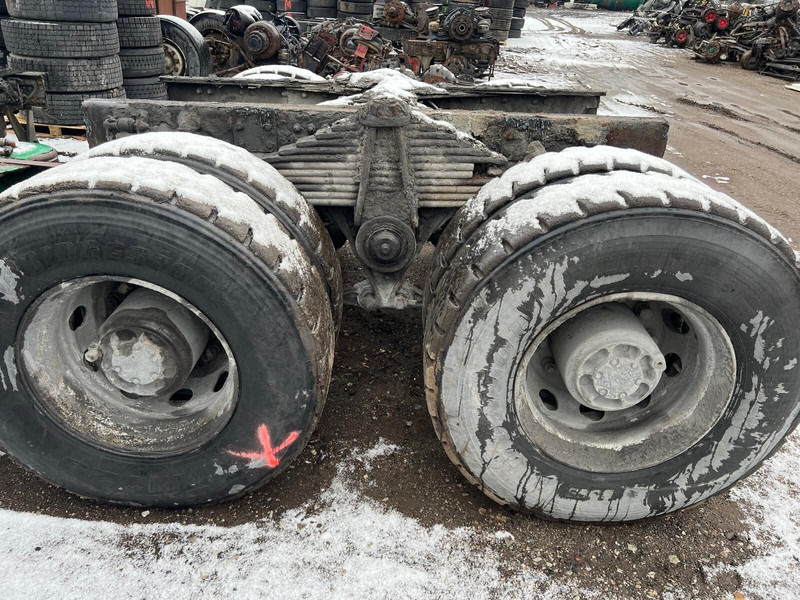 Volvo RT26410HV - Essieu arrière: photos 2 Volvo RT26410HV - Essieu arrière: photos 2