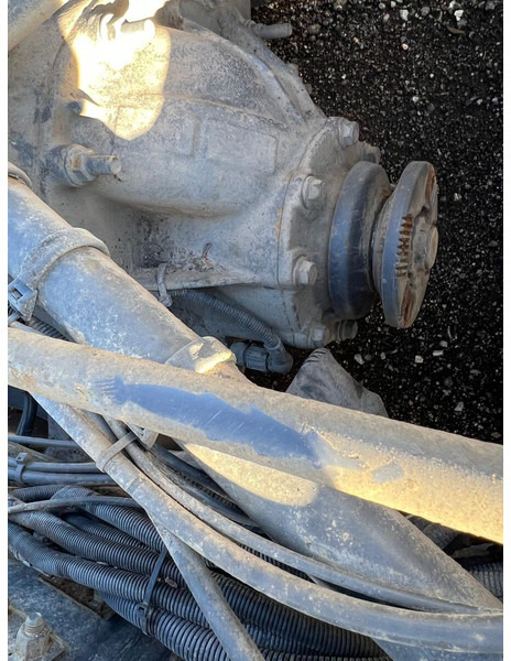 Volvo RTS2370A - Essieu arrière: photos 5 Volvo RTS2370A - Essieu arrière: photos 5