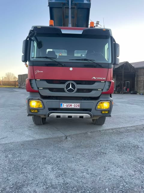 MERCEDES-BENZ actros - Camion benne, Camion grue: photos 3 MERCEDES-BENZ actros - Camion benne, Camion grue: photos 3