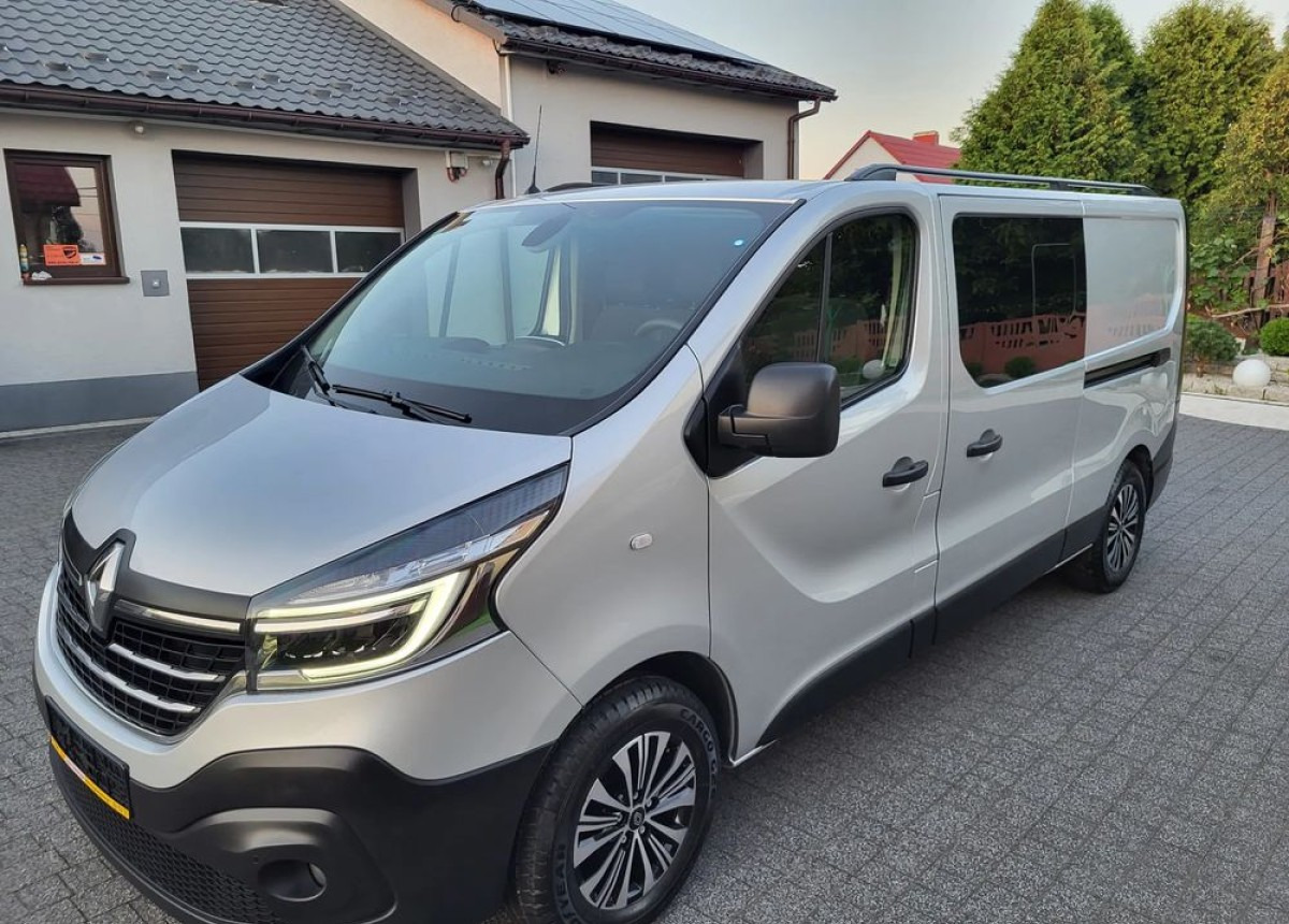 Renault Trafic 2.0 Doka - Utilitaire double cabine: photos 1 Renault Trafic 2.0 Doka - Utilitaire double cabine: photos 1