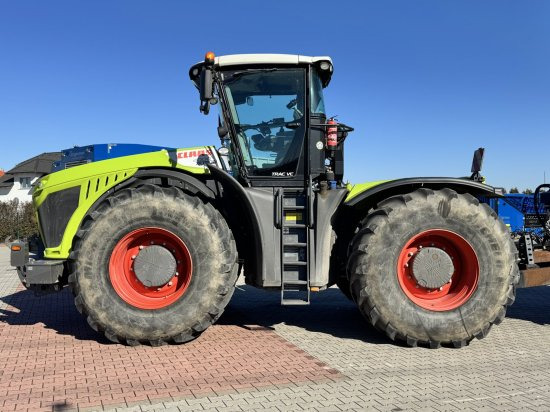 CLAAS 783 SSF 40 XERION Ohne Hacker - Tracteur agricole: photos 1 CLAAS 783 SSF 40 XERION Ohne Hacker - Tracteur agricole: photos 1