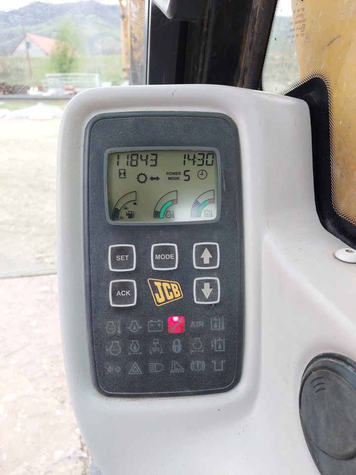 Pelle sur chenille JCB JS240NL: photos 11