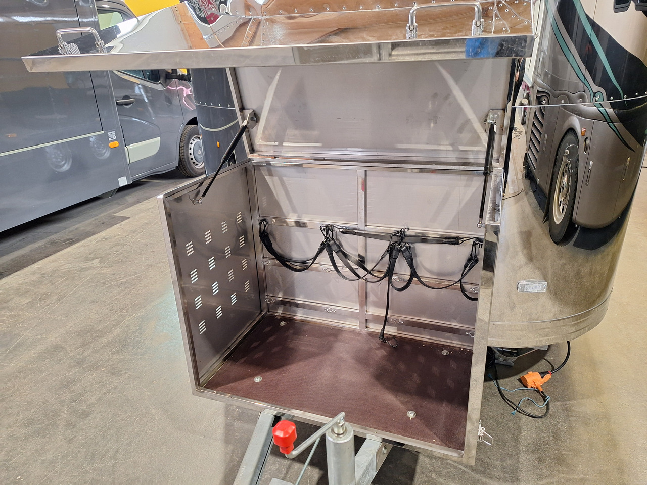 Remorque magasin neuf Deli Star Trailer American 6000 - EU Standards: photos 7 Remorque magasin neuf Deli Star Trailer American 6000 - EU Standards: photos 7