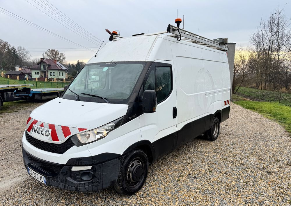 Iveco 35C21 - Fourgon utilitaire: photos 1 Iveco 35C21 - Fourgon utilitaire: photos 1
