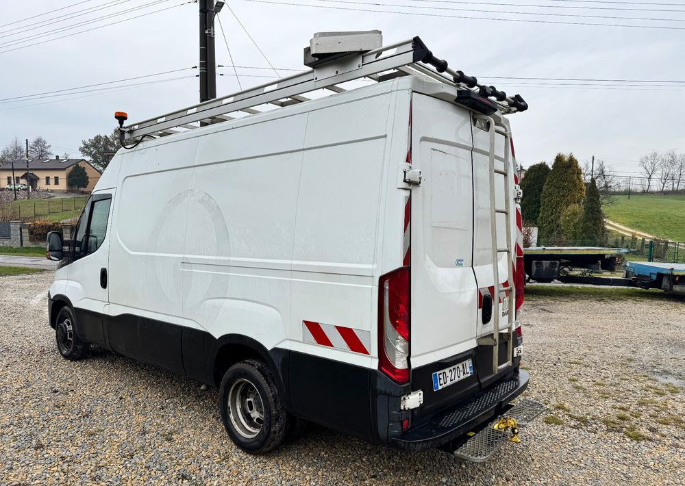 Iveco 35C21 - Fourgon utilitaire: photos 3 Iveco 35C21 - Fourgon utilitaire: photos 3