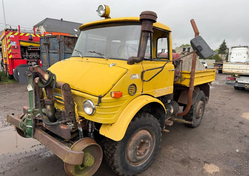 Mercedes-Benz UNIMOG 406B - Véhicule de voirie/ Spécial: photos 1 Mercedes-Benz UNIMOG 406B - Véhicule de voirie/ Spécial: photos 1