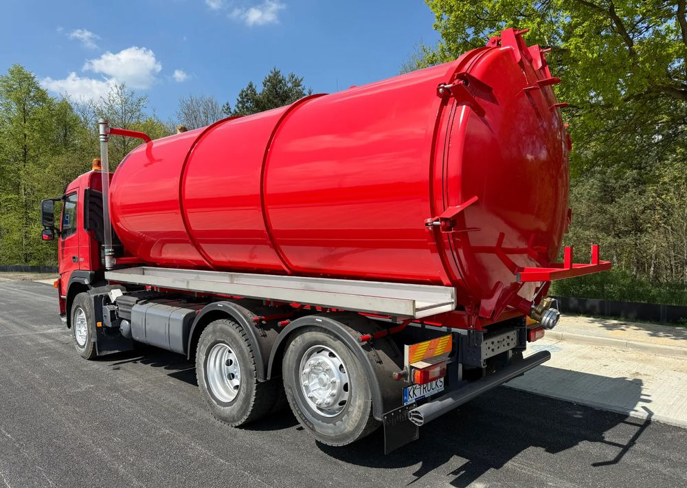 Volvo FM 360 - Camion hydrocureur: photos 3 Volvo FM 360 - Camion hydrocureur: photos 3