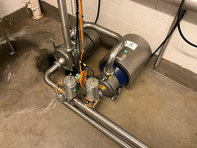 Alfa Romeo Laval - Machine à métaux: photos 1 Alfa Romeo Laval - Machine à métaux: photos 1