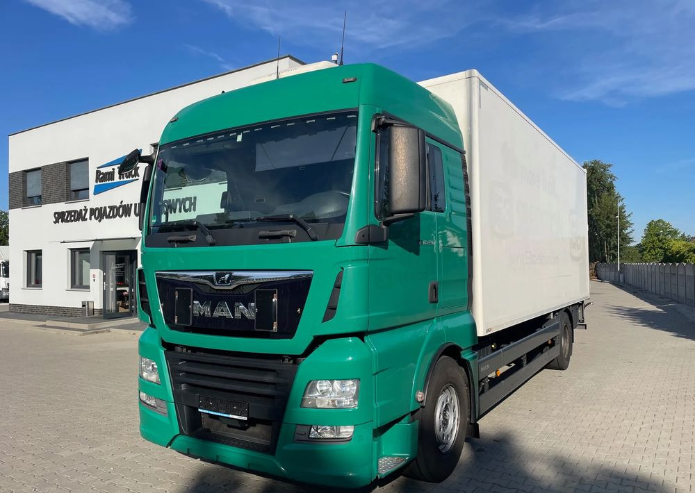 MAN TGX 18.420/ KONTENER 7,2m - Camion fourgon: photos 2 MAN TGX 18.420/ KONTENER 7,2m - Camion fourgon: photos 2
