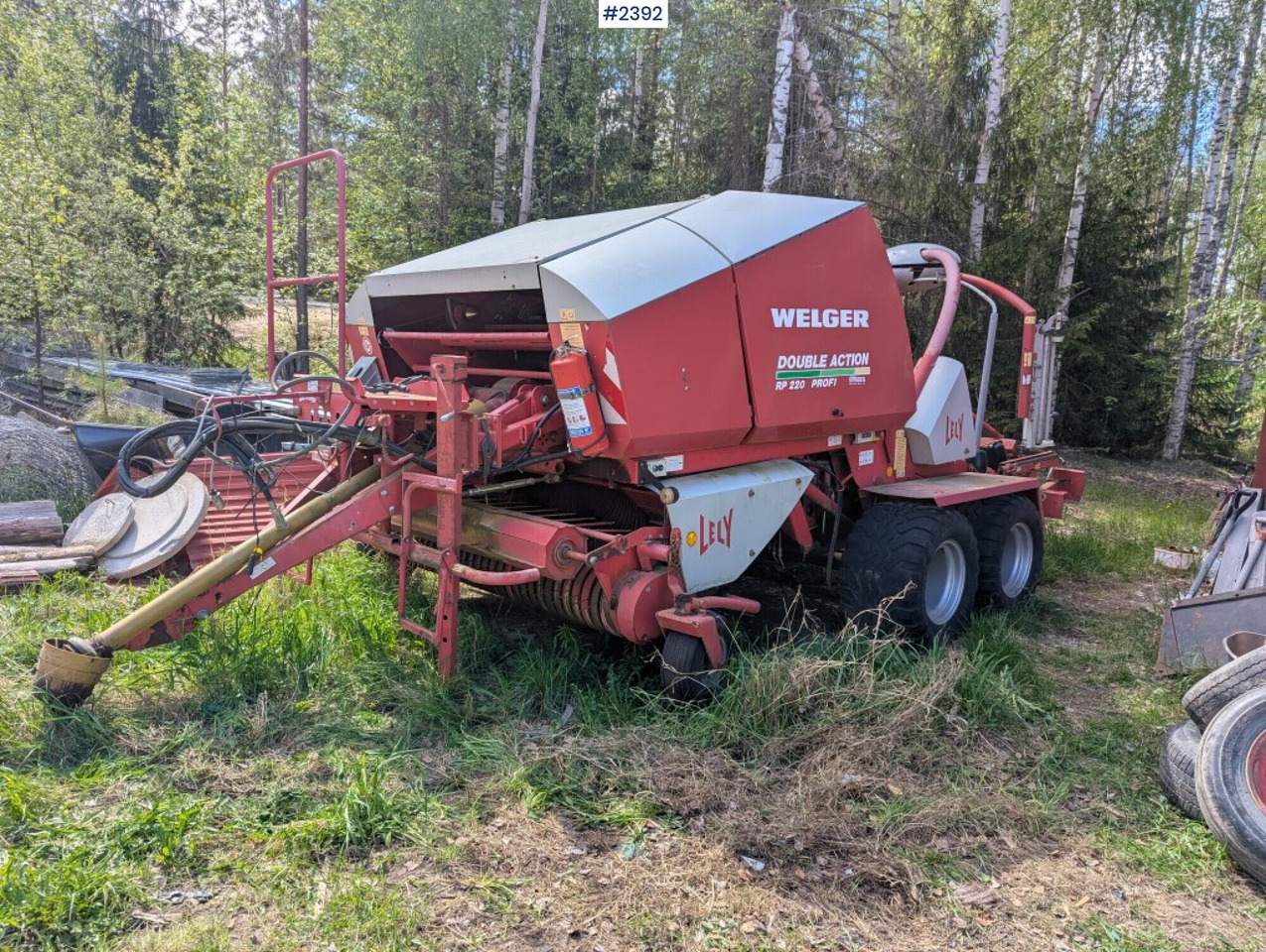 Round baler / Combination baler Welger double action 220 profi - Matériel de fenaison: photos 1 Round baler / Combination baler Welger double action 220 profi - Matériel de fenaison: photos 1
