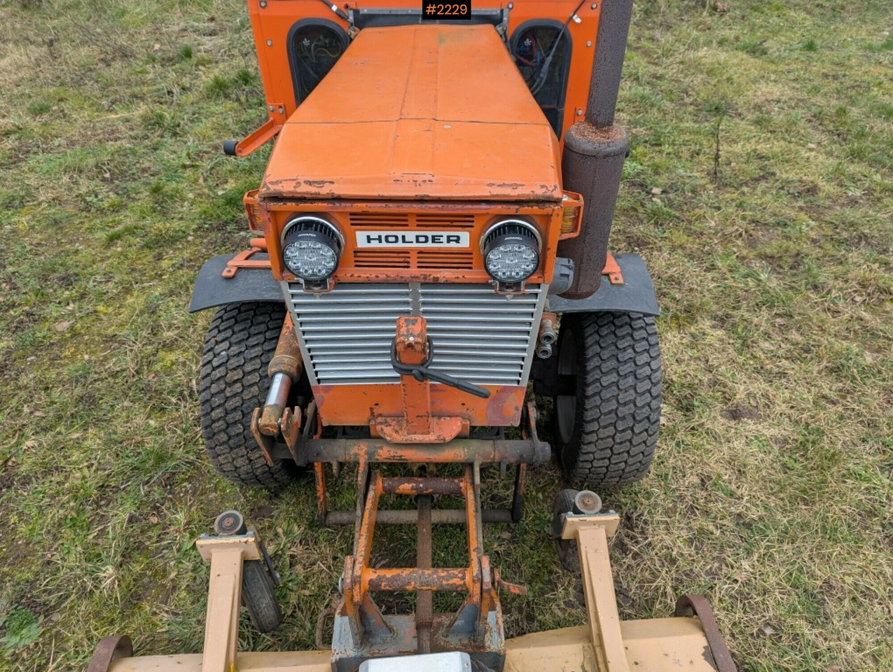 Tracteur agricole Tractor Holder P60 with multiple implements: photos 20
