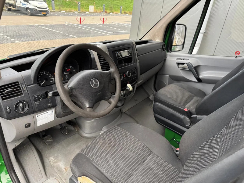 Fourgon plateau Mercedes-Benz Sprinter 311 311 CDI 2.2 pick-up bakwagen: photos 10 Fourgon plateau Mercedes-Benz Sprinter 311 311 CDI 2.2 pick-up bakwagen: photos 10