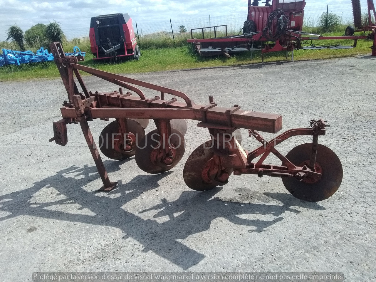 CAVEL CHARRUE A DISQUES 3 D - Charrue: photos 3 CAVEL CHARRUE A DISQUES 3 D - Charrue: photos 3