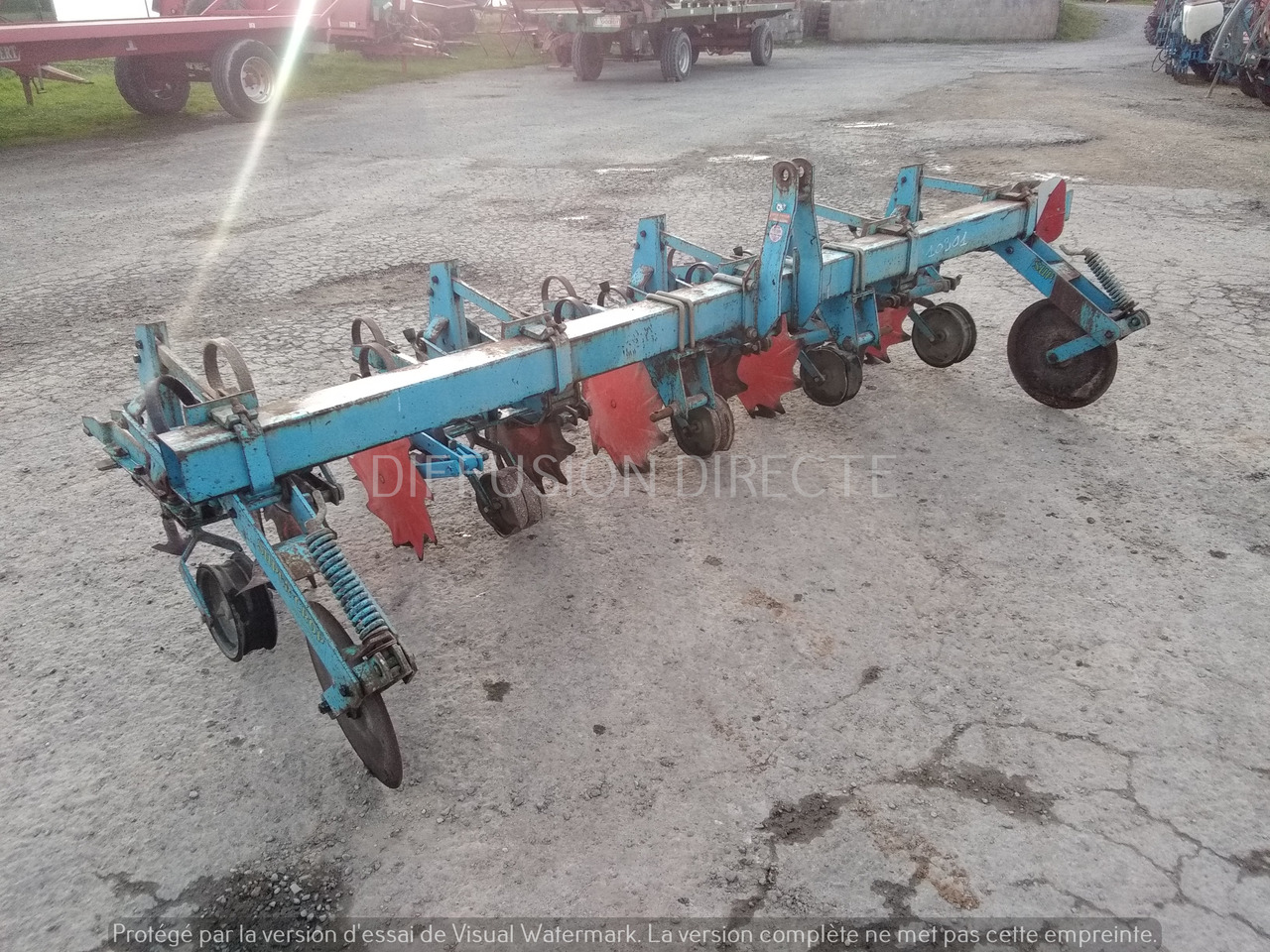 MONOSEM BINEUSE SUPER CROP 4 RANGS - Outils du sol: photos 4 MONOSEM BINEUSE SUPER CROP 4 RANGS - Outils du sol: photos 4