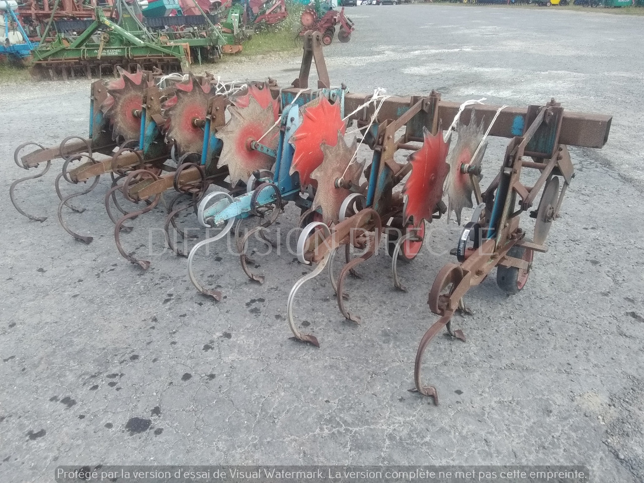 MONOSEM BINEUSE SUPER CROP - Outils du sol: photos 4 MONOSEM BINEUSE SUPER CROP - Outils du sol: photos 4