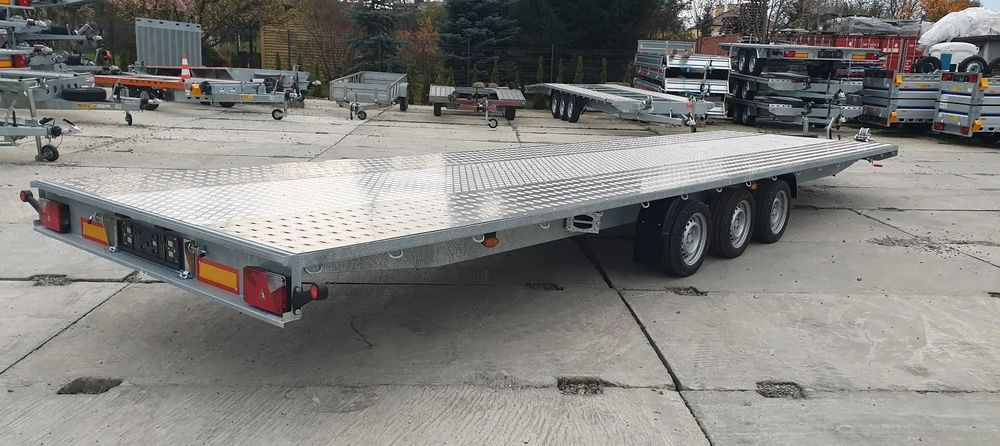 Niewiadów Indiana 8,5 x 2,1 Blacha - Remorque porte-voitures: photos 4 Niewiadów Indiana 8,5 x 2,1 Blacha - Remorque porte-voitures: photos 4