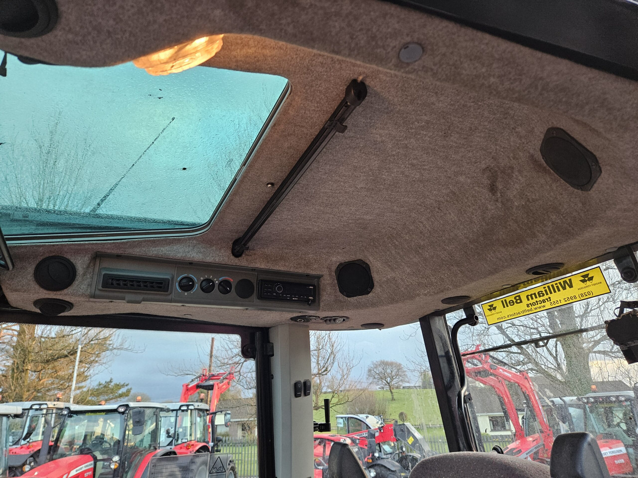 Tracteur agricole 2013 MF 5440 4wd tractor, Very Nice.: photos 8