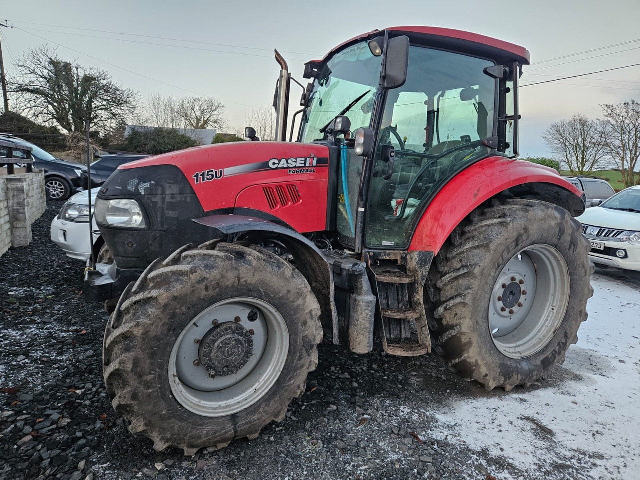 2015 Case Farmall 115U, 1 Owner, under 4000 Hrs - Tracteur agricole: photos 1 2015 Case Farmall 115U, 1 Owner, under 4000 Hrs - Tracteur agricole: photos 1