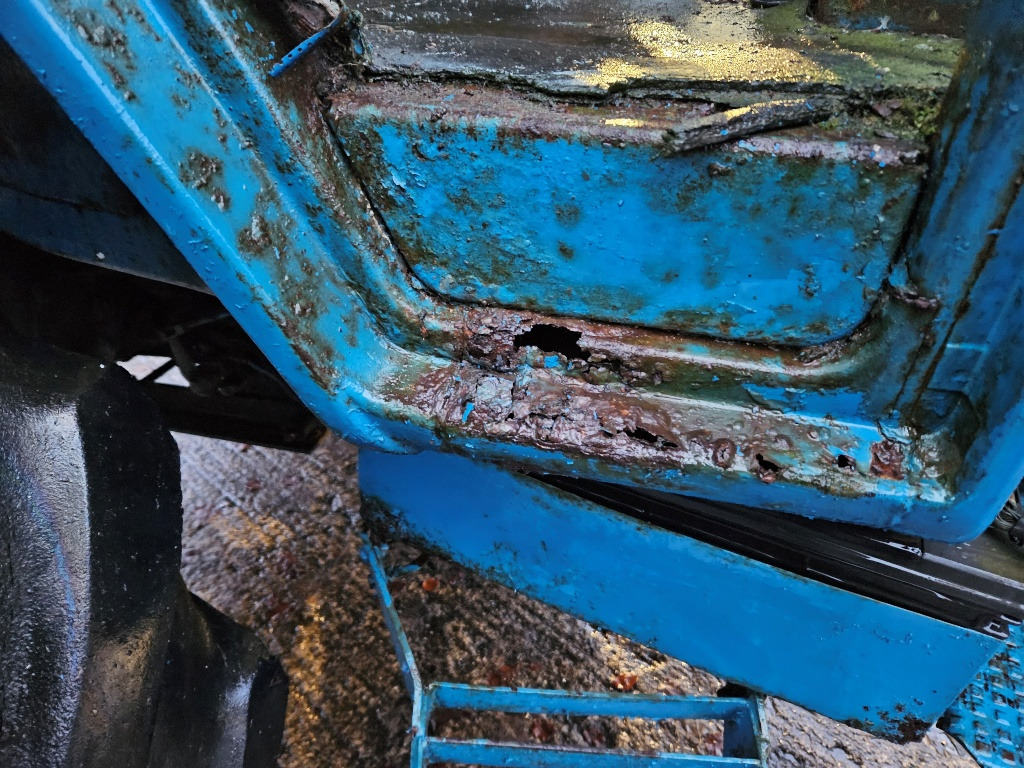 Tracteur agricole Ford 7700 2wd Tractor: photos 8