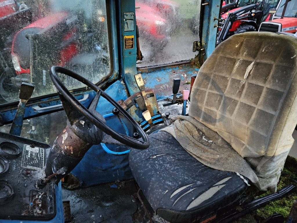 Tracteur agricole Ford 7700 2wd Tractor: photos 14