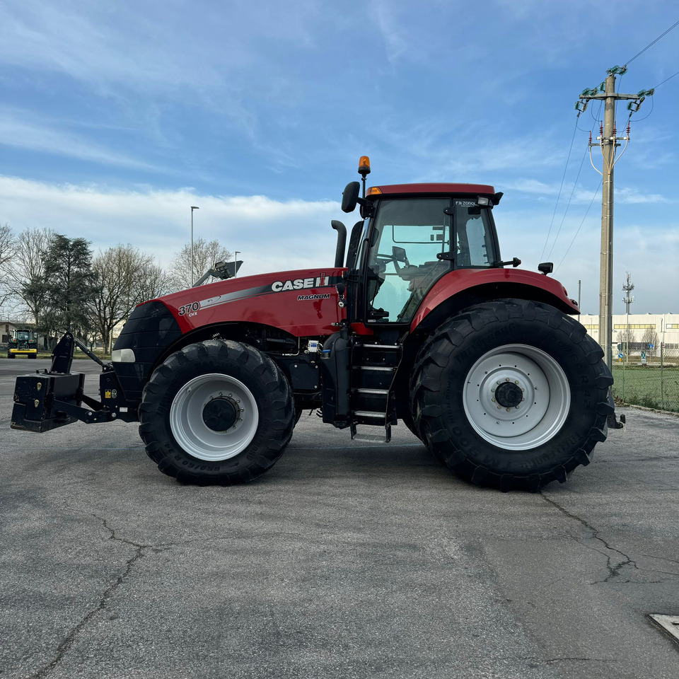 CASE MAGNUM 370 - Tracteur agricole: photos 2 CASE MAGNUM 370 - Tracteur agricole: photos 2