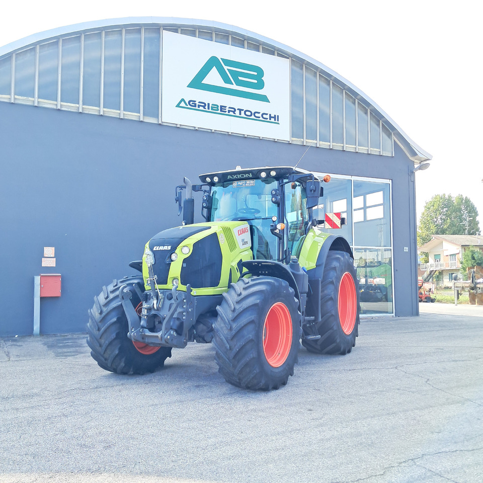 CLAAS AXION 810 - Tracteur agricole: photos 1 CLAAS AXION 810 - Tracteur agricole: photos 1