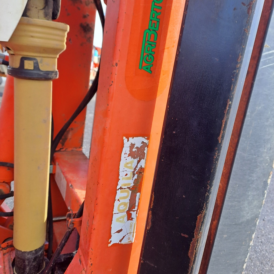 ERPICE ROTANTE PIEGHEVOLE MASCHIO AQUILA 5000 - Rotavator: photos 4 ERPICE ROTANTE PIEGHEVOLE MASCHIO AQUILA 5000 - Rotavator: photos 4