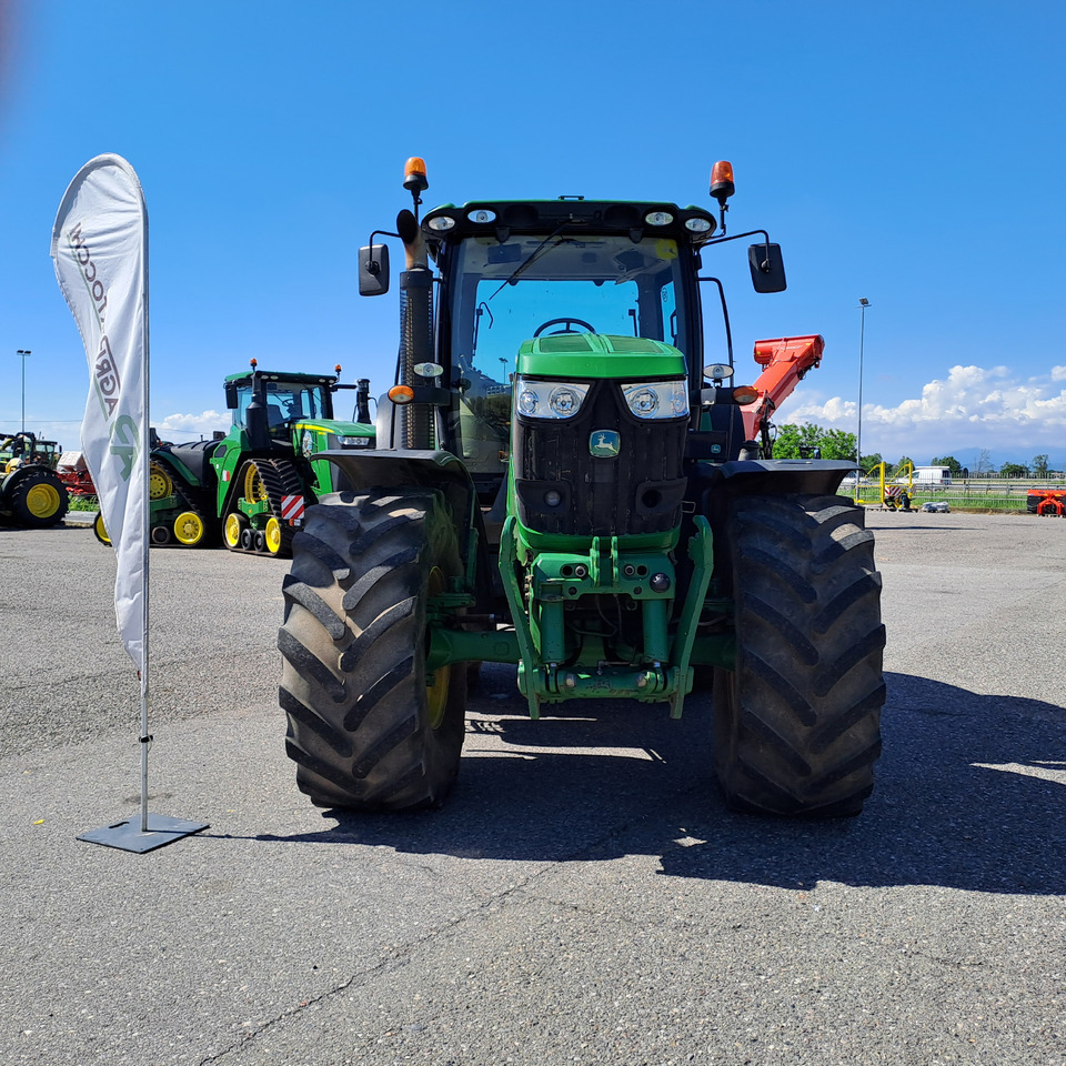 JOHN DEERE 6210R - ASTA AGRIBERTOCCHI - Tracteur agricole: photos 1 JOHN DEERE 6210R - ASTA AGRIBERTOCCHI - Tracteur agricole: photos 1