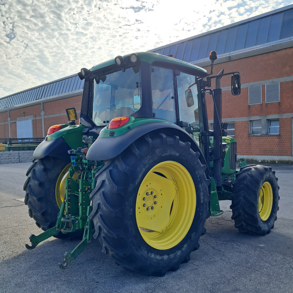 JOHN DEERE 6230 - Tracteur agricole: photos 5 JOHN DEERE 6230 - Tracteur agricole: photos 5