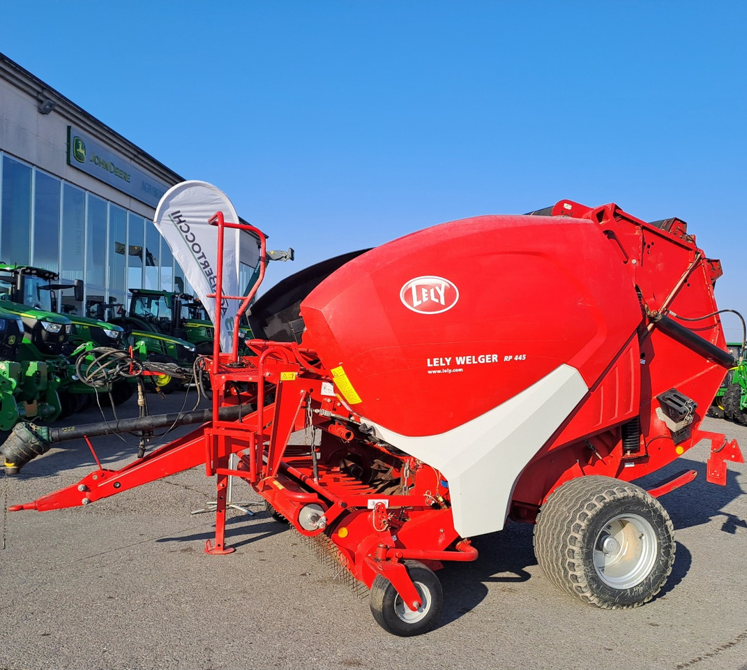 ROTOPRESSA LELY WELGER RP 445 - Presse à balles rondes: photos 1 ROTOPRESSA LELY WELGER RP 445 - Presse à balles rondes: photos 1