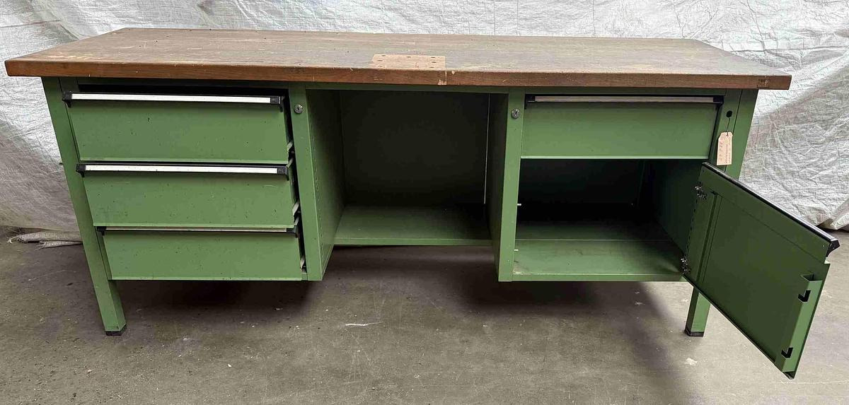 Werkbank - Équipement de garage: photos 3 Werkbank - Équipement de garage: photos 3