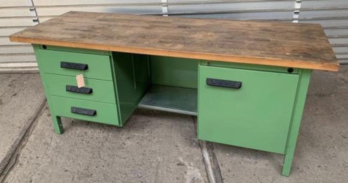 Werkbank RAU - Équipement de garage: photos 1 Werkbank RAU - Équipement de garage: photos 1