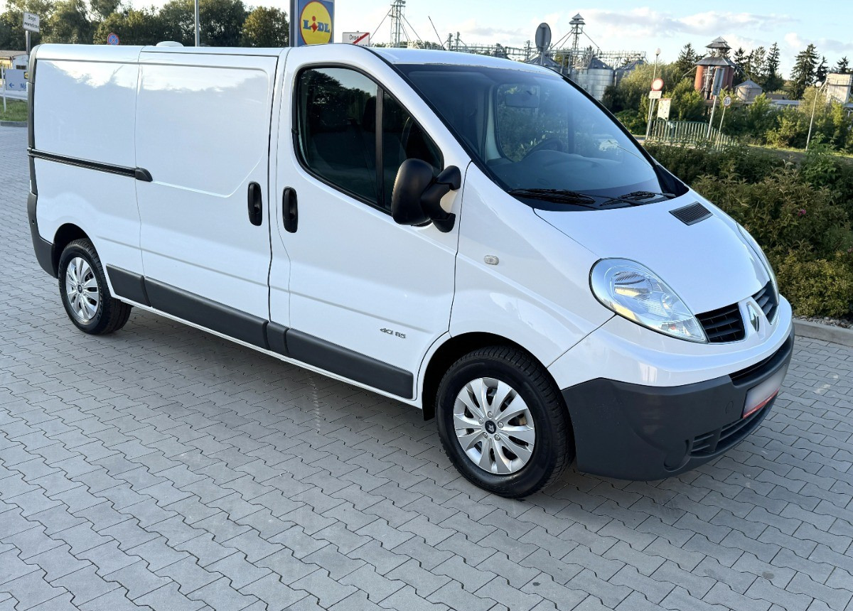 Renault Trafic 2.0 DCI 115KM LONG 2012 Rok Klimatyzacja Nawigacja BEZWYPADKOWY - Fourgon utilitaire: photos 3 Renault Trafic 2.0 DCI 115KM LONG 2012 Rok Klimatyzacja Nawigacja BEZWYPADKOWY - Fourgon utilitaire: photos 3