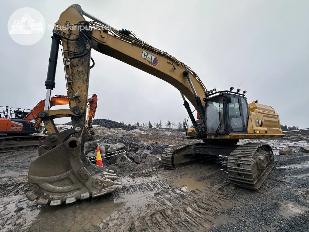 CAT 352 - Pelle sur chenille: photos 1 CAT 352 - Pelle sur chenille: photos 1