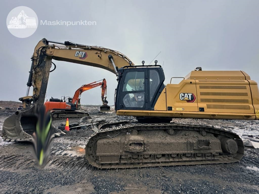 Pelle sur chenille CAT 352: photos 7