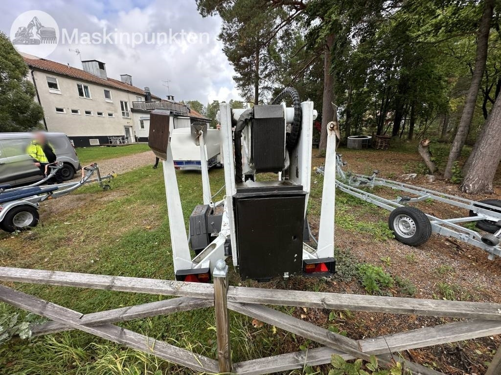 Dino 180 T - Nacelle sur remorque: photos 5 Dino 180 T - Nacelle sur remorque: photos 5