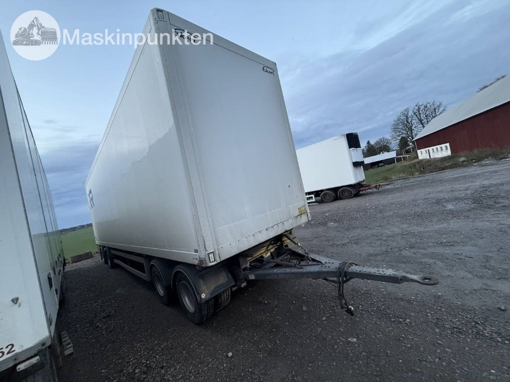 Ekeri S8-D - Remorque fourgon: photos 3 Ekeri S8-D - Remorque fourgon: photos 3