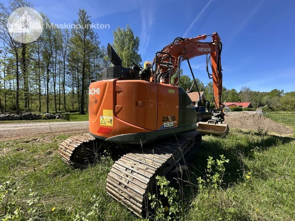 Hitachi ZX 135 US-6 - Pelle sur chenille: photos 5 Hitachi ZX 135 US-6 - Pelle sur chenille: photos 5