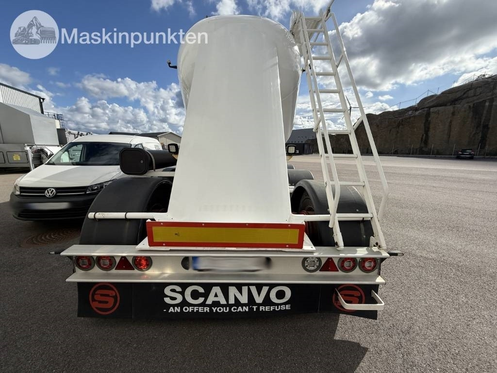 Interconsult Tanktrailer  - Semi-remorque citerne: photos 3 Interconsult Tanktrailer  - Semi-remorque citerne: photos 3