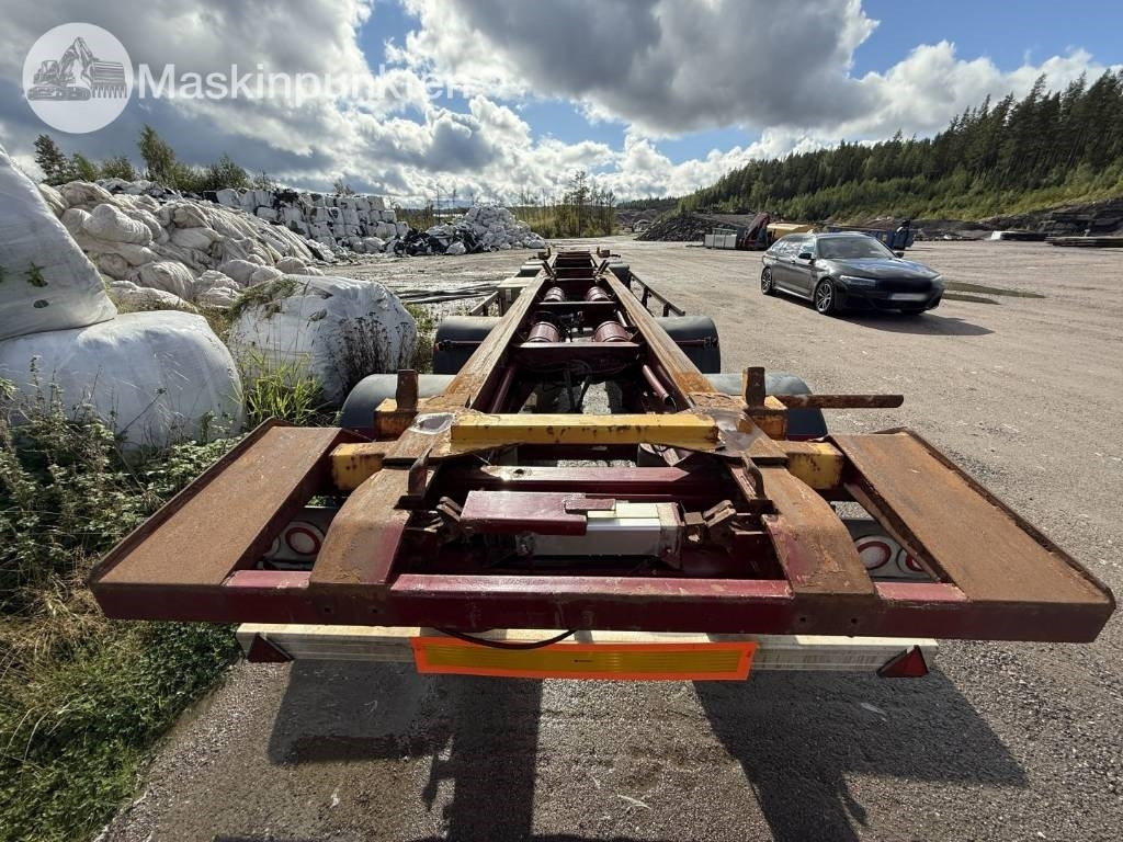 Jyki V42-WO - Remorque ampliroll/ Multibenne: photos 4 Jyki V42-WO - Remorque ampliroll/ Multibenne: photos 4