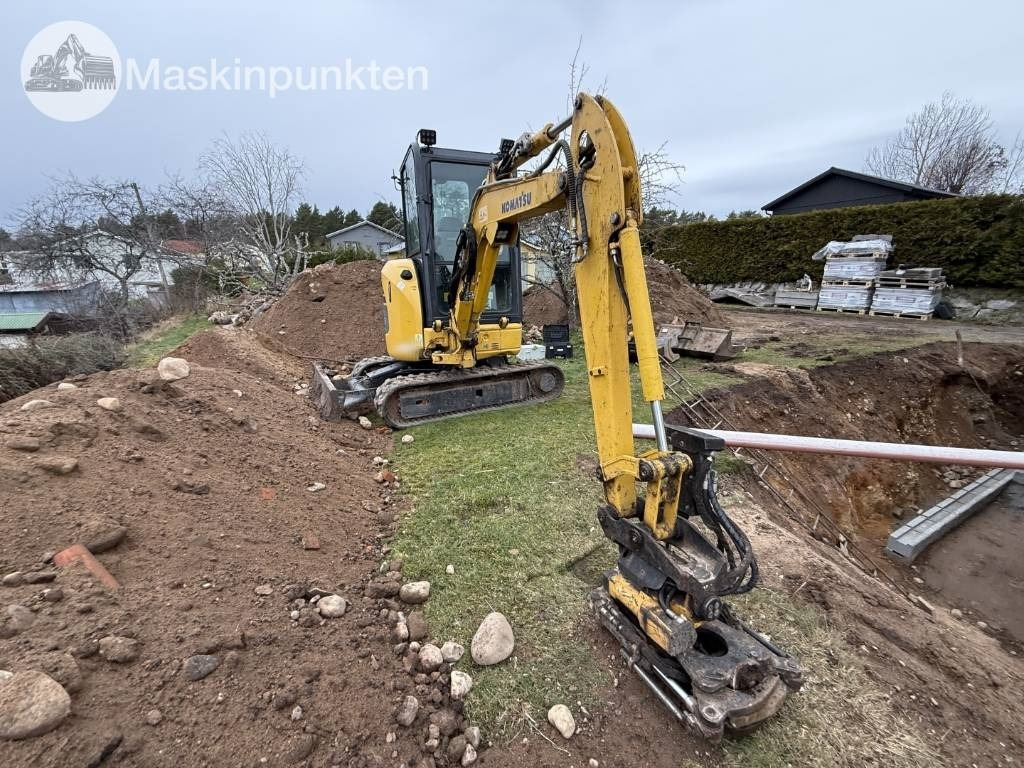 Komatsu PC 26 MR-3 - Mini pelle: photos 4 Komatsu PC 26 MR-3 - Mini pelle: photos 4