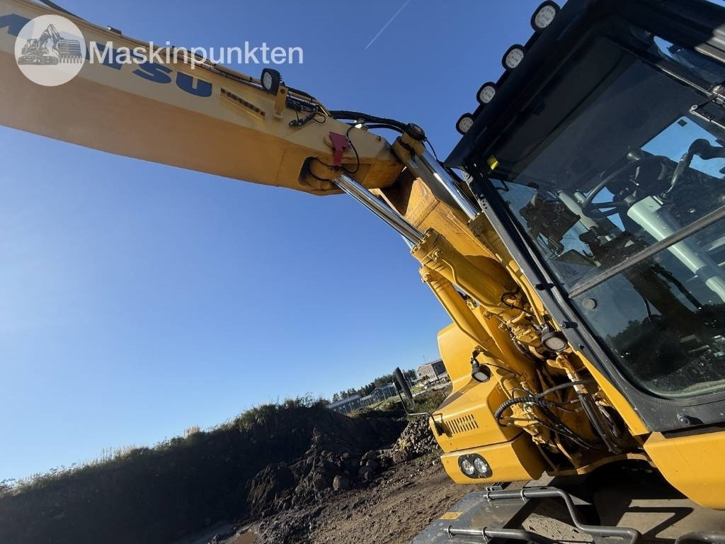 Pelle sur pneus Komatsu PW 160: photos 32