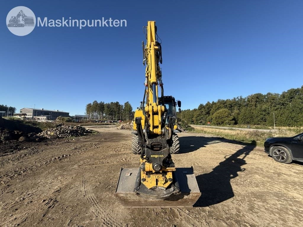 Komatsu PW 160 - Pelle sur pneus: photos 2 Komatsu PW 160 - Pelle sur pneus: photos 2