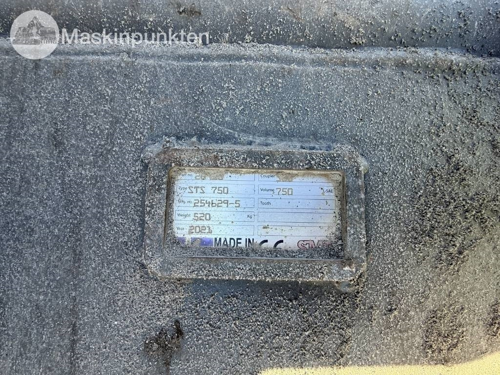 Pelle sur pneus Komatsu PW 160: photos 25