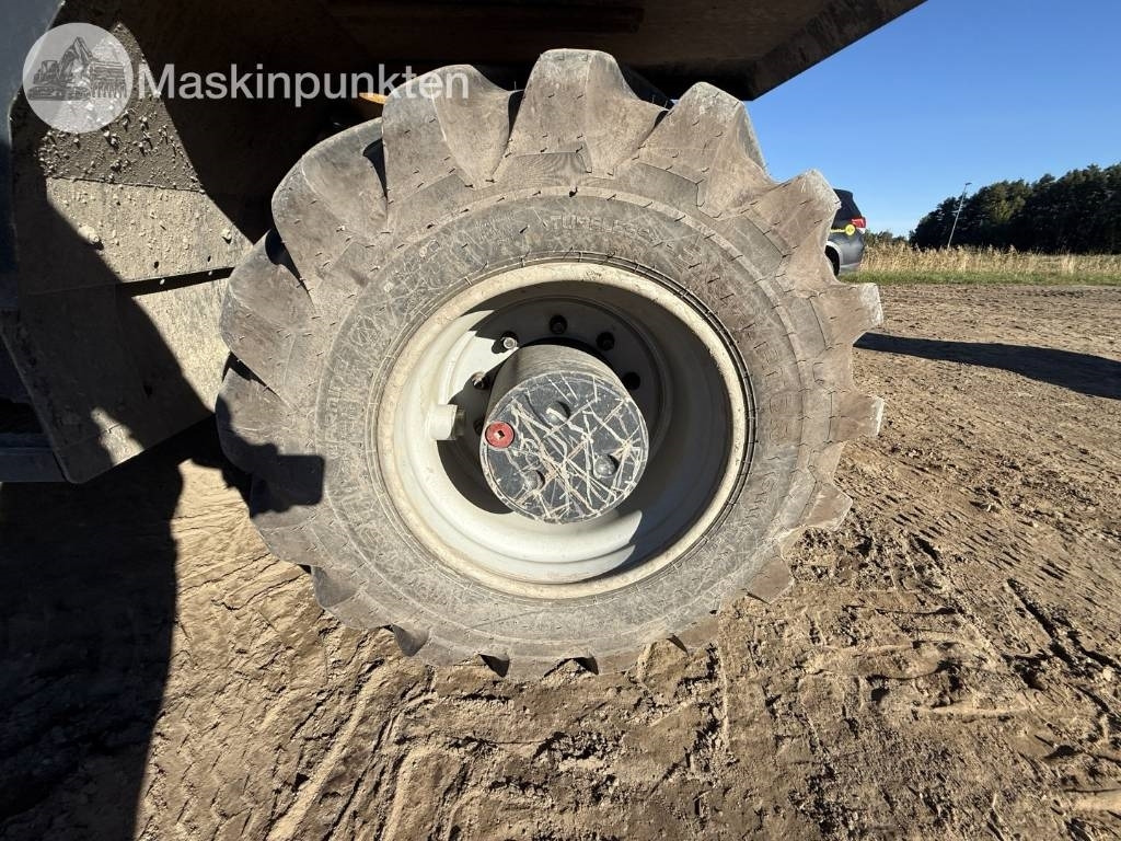 Pelle sur pneus Komatsu PW 160: photos 18
