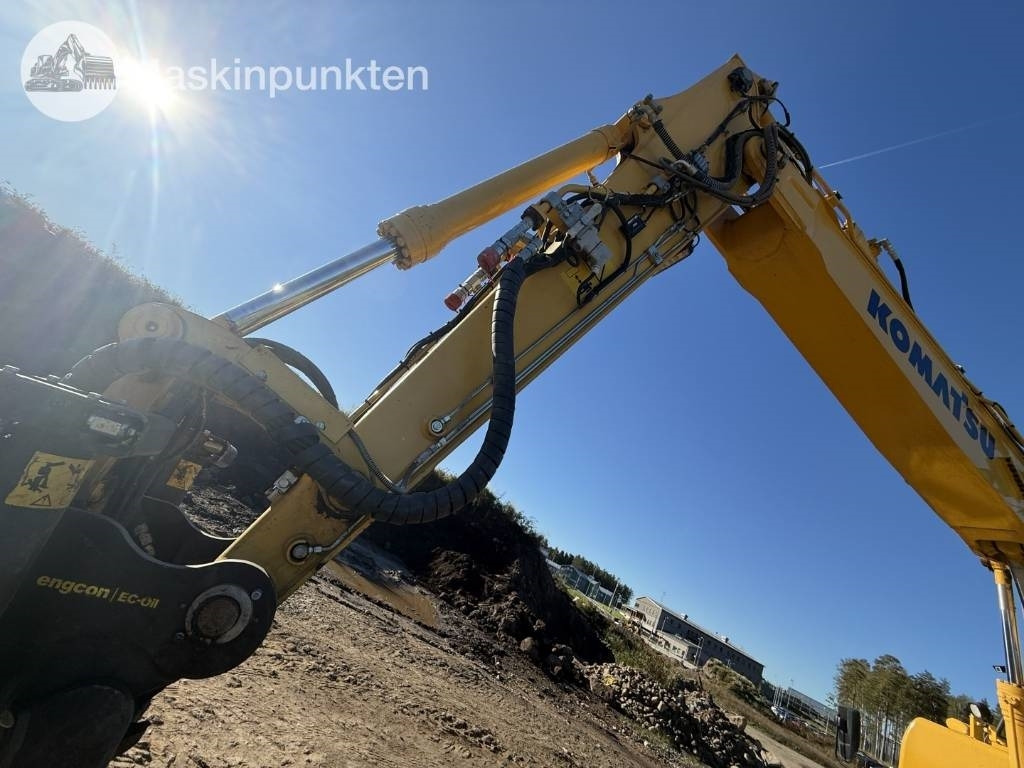Pelle sur pneus Komatsu PW 160: photos 34