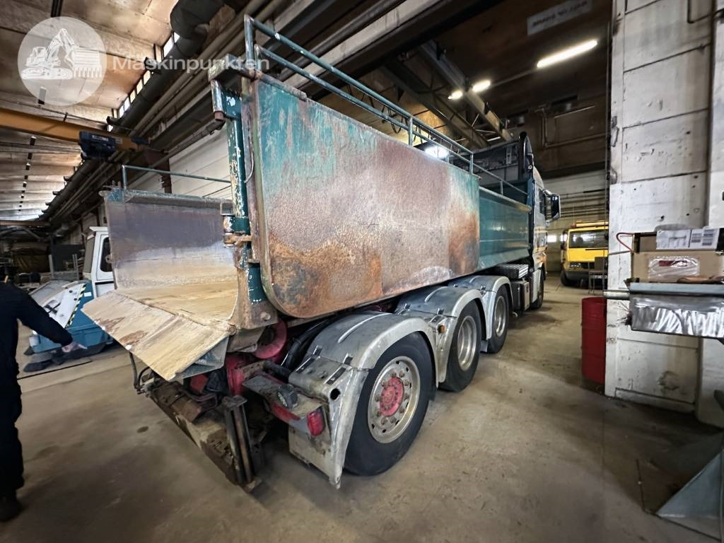 MAN TGX 35.540  - Camion ampliroll: photos 3 MAN TGX 35.540  - Camion ampliroll: photos 3